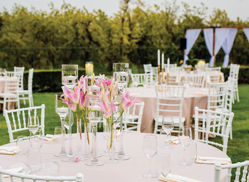 שולחנות ערוכים לחתונה